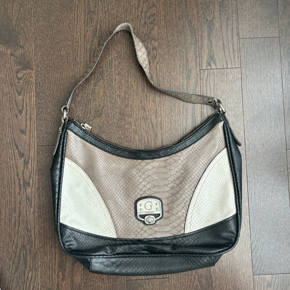 Elegant Designer Shoulder Bag